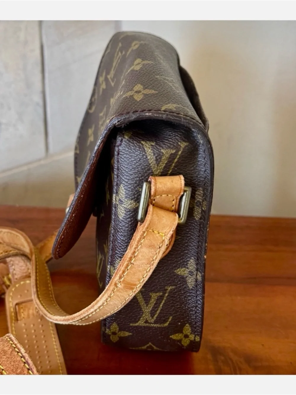 💙CHIC💙LOUIS VUITTON SAINT CLOUD PM SHOULDER BAG - Picture 3 of 16